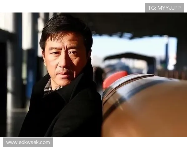 演技的沉淀与魅力：丁勇岱的荧屏传奇